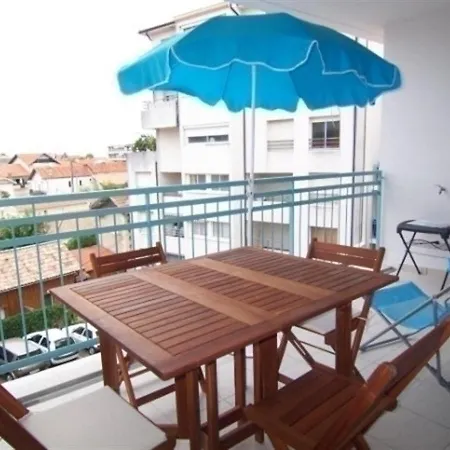 Centre Ville Apartment *